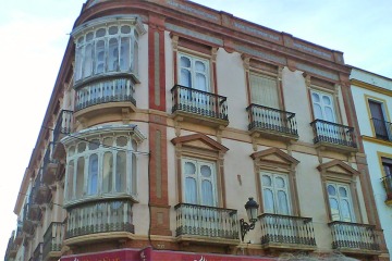 Edificio en Plaza Carmen Abela 9 en Ronda
