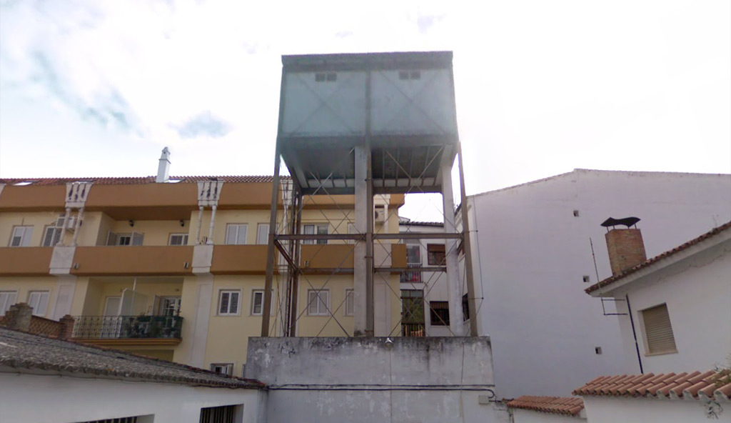 Depósito de agua de la Barriada Poeta Rilke en Ronda