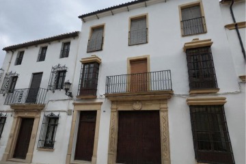 Cierros en Calle Virgen de los Dolores 23 en Ronda