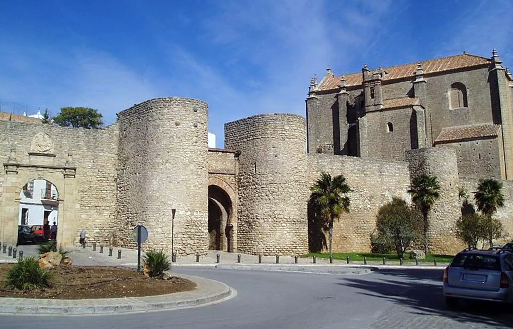 Murallas de Almocábar en Ronda