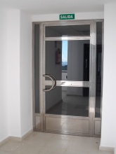 Rótulos Luminosos Munda - Puertas y vallas de acero