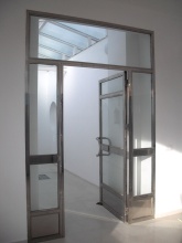 Rótulos Luminosos Munda - Puertas y vallas de acero