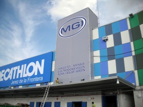 Rótulos Luminosos Munda - Pancartas